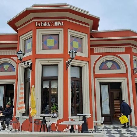 Davantialmare Ливорно Экстерьер фото